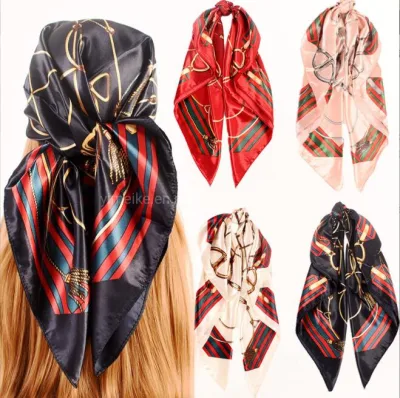 Nouveau Design de chaîne de mode imprimé grand carré Satin dame foulards en soie